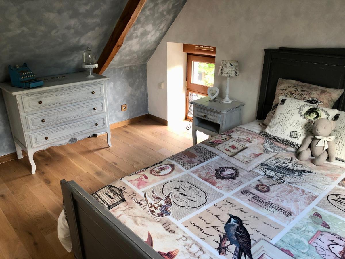 Chambre Double Avec Sdb Privee Au Milieu Des Champs Apartamento Teloché Exterior foto